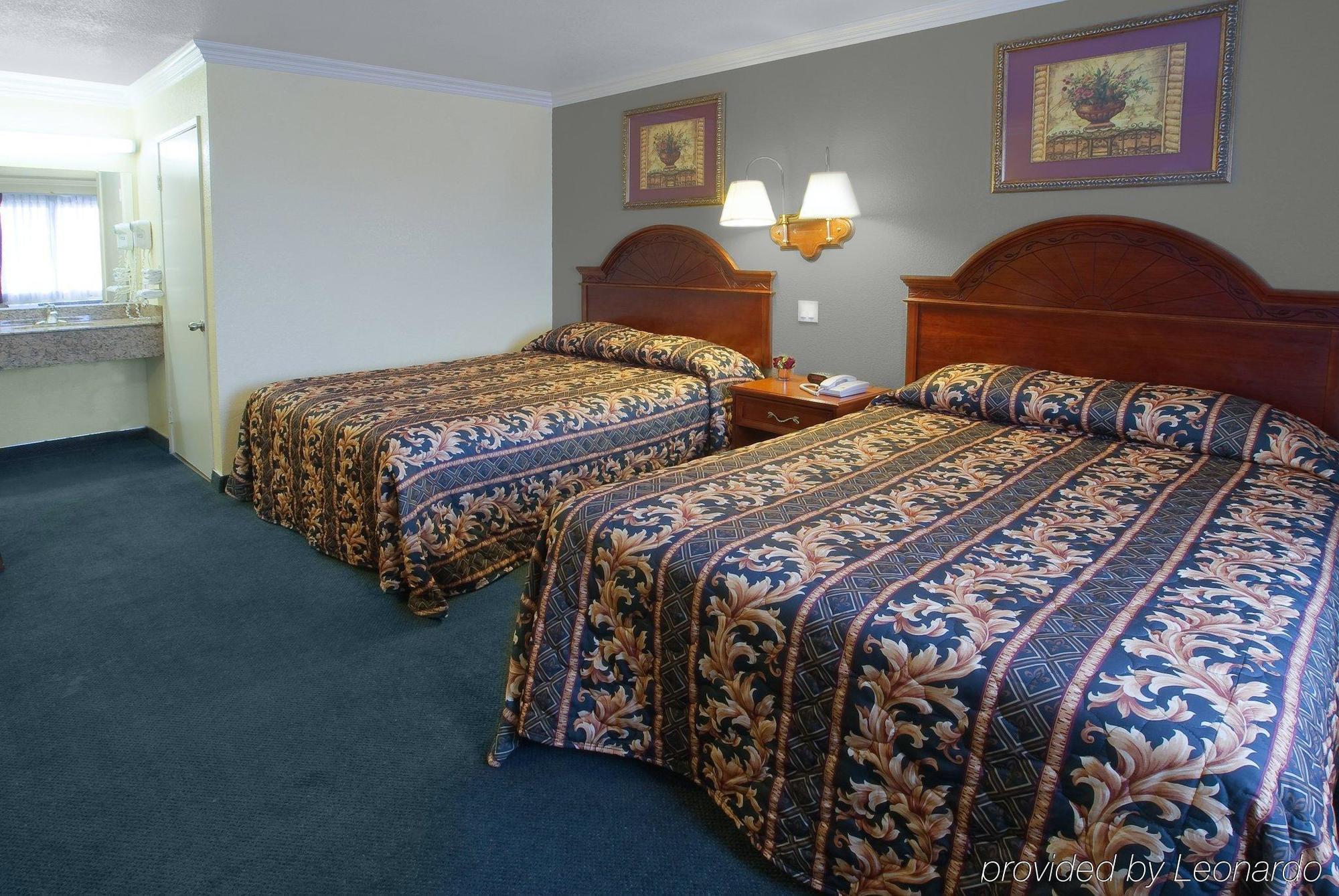 Americas Best Value Inn-Rialto Pokoj fotografie